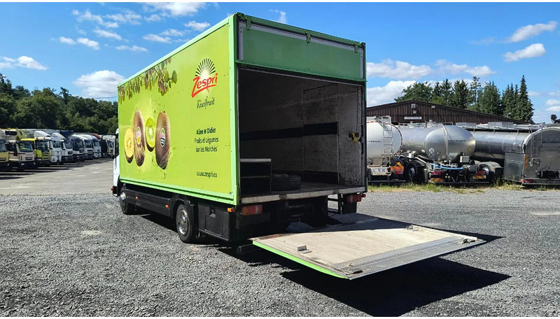 Mercedes-Benz Atego 815 - Truk box: gambar 5 Mercedes-Benz Atego 815 - Truk box: gambar 5
