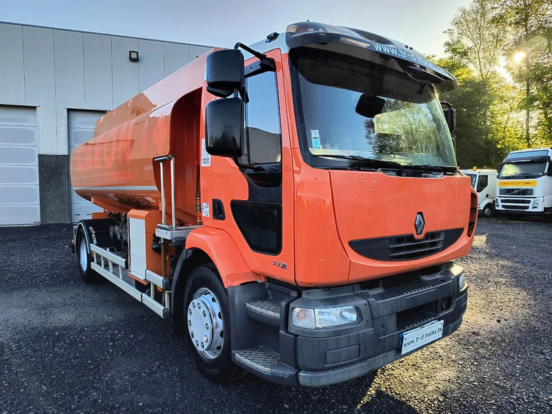 Renault Midlum 300 DXI 13500L CARBURANT / FUEL - 4 COMP - Truk tangki: gambar 3 Renault Midlum 300 DXI 13500L CARBURANT / FUEL - 4 COMP - Truk tangki: gambar 3