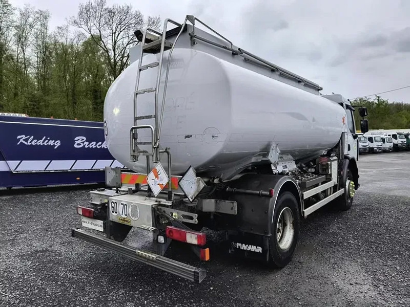 Renault Premium 280 13500L FUEL / CARBURANT TRUCK - 4 COMP - LEAF/LAMES - Truk tangki: gambar 5 Renault Premium 280 13500L FUEL / CARBURANT TRUCK - 4 COMP - LEAF/LAMES - Truk tangki: gambar 5