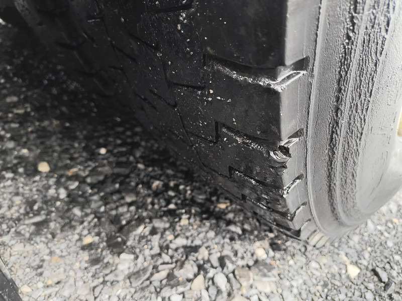 Truk tangki untuk pengangkutan bahan bakar Renault Premium 320 FUEL / CARBURANT 18000L - 5 COMP: gambar 19