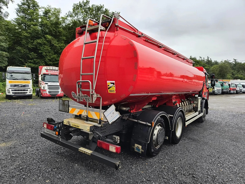 Renault Premium 320 FUEL / CARBURANT 18000L - 5 COMP - Truk tangki: gambar 5 Renault Premium 320 FUEL / CARBURANT 18000L - 5 COMP - Truk tangki: gambar 5
