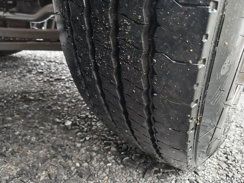 Truk tangki untuk pengangkutan bahan bakar Renault Premium 320 FUEL / CARBURANT 18000L - 5 COMP: gambar 18