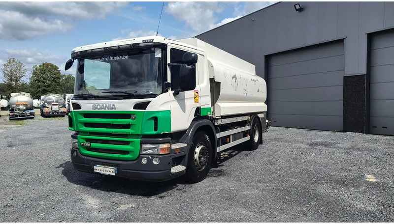Scania P280 MANUAL GEARBOX- TANK 14000L- RETARDER - Truk tangki: gambar 1 Scania P280 MANUAL GEARBOX- TANK 14000L- RETARDER - Truk tangki: gambar 1