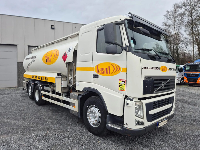 Volvo FH 430 20 000L FUEL/CARBURANT TRUCK - 5 COMP - Truk tangki: gambar 3 Volvo FH 430 20 000L FUEL/CARBURANT TRUCK - 5 COMP - Truk tangki: gambar 3
