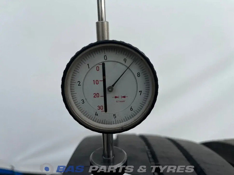 Bridgestone - Ban untuk Truk: gambar 3 Bridgestone - Ban untuk Truk: gambar 3