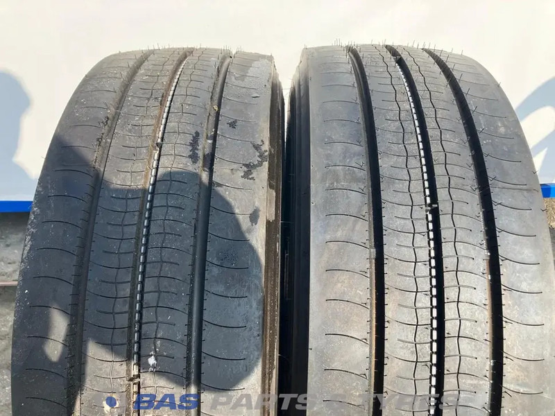 Bridgestone - Ban untuk Truk: gambar 2 Bridgestone - Ban untuk Truk: gambar 2