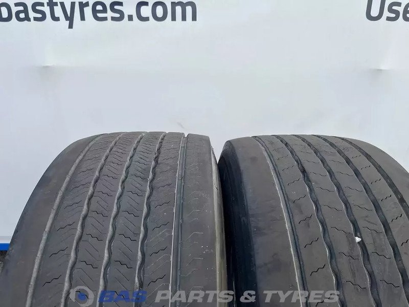 Continental Continental 385/55R22.5 Hybrid HS3 160 K M+S 3PMSF gebruikte set - Ban untuk Truk: gambar 2 Continental Continental 385/55R22.5 Hybrid HS3 160 K M+S 3PMSF gebruikte set - Ban untuk Truk: gambar 2