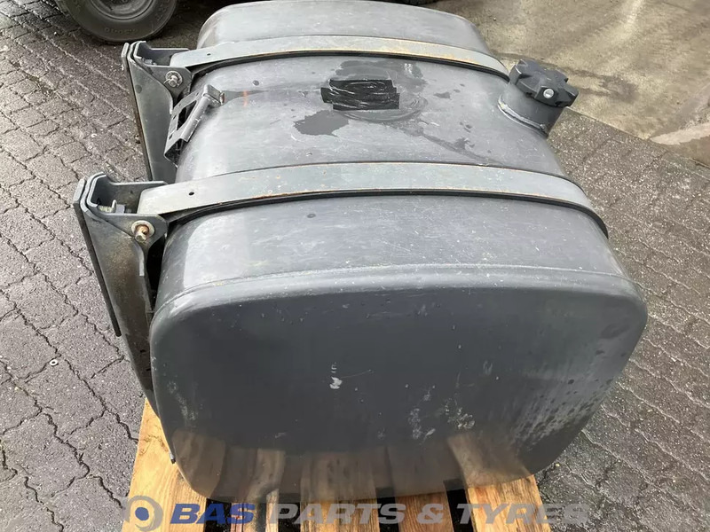 DAF Brandstoftank DAF 300 Liter 1949893 - Tangki bahan bakar untuk Truk: gambar 4 DAF Brandstoftank DAF 300 Liter 1949893 - Tangki bahan bakar untuk Truk: gambar 4