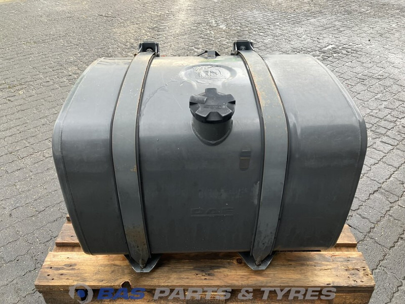DAF Brandstoftank DAF 300 Liter 1949893 - Tangki bahan bakar untuk Truk: gambar 1 DAF Brandstoftank DAF 300 Liter 1949893 - Tangki bahan bakar untuk Truk: gambar 1