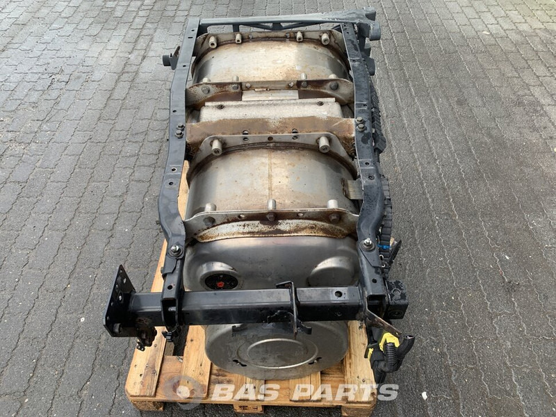 DAF Uitlaatdemper DAF 1900825 - Knalpot untuk Truk: gambar 2 DAF Uitlaatdemper DAF 1900825 - Knalpot untuk Truk: gambar 2