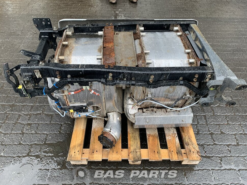 DAF Uitlaatdemper DAF 1900825 - Knalpot untuk Truk: gambar 3 DAF Uitlaatdemper DAF 1900825 - Knalpot untuk Truk: gambar 3