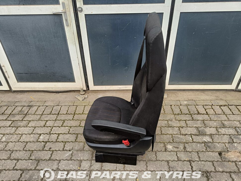 DAF XF106 - Tempat duduk untuk Truk: gambar 2 DAF XF106 - Tempat duduk untuk Truk: gambar 2