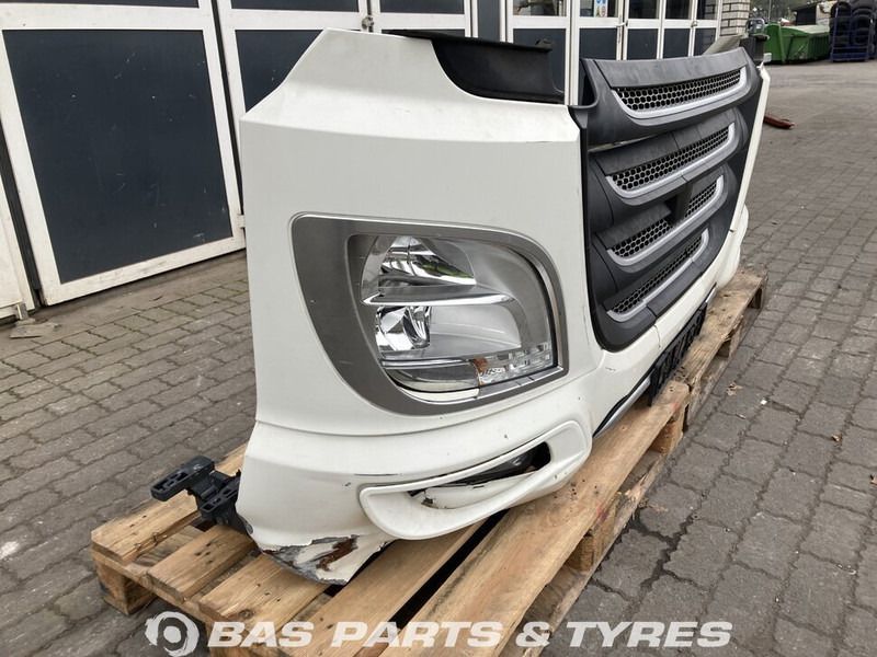 DAF XF106 Bumper DAF 2033875 - Bumper untuk Truk: gambar 3 DAF XF106 Bumper DAF 2033875 - Bumper untuk Truk: gambar 3