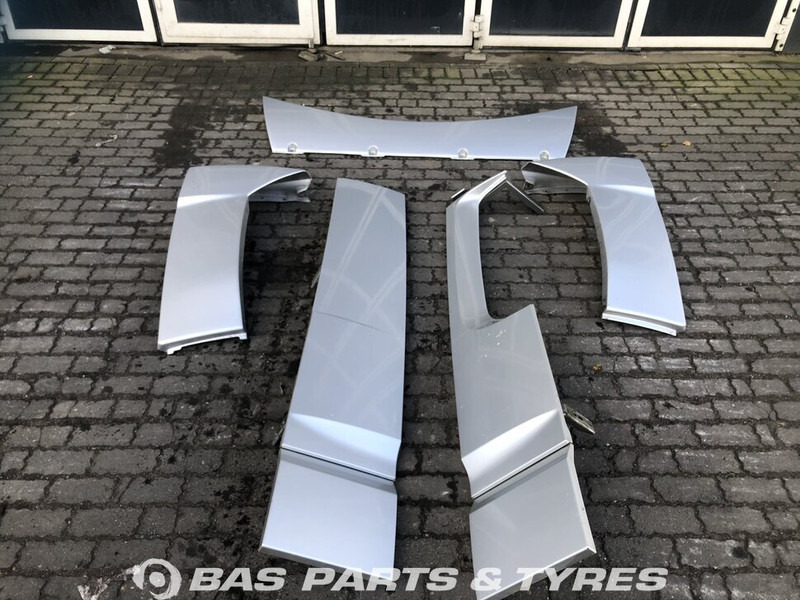 DAF XF106 Spoilerset DAF Super Space Cab L2H3 1671845 - Aerodinamika/ Spoiler untuk Truk: gambar 1 DAF XF106 Spoilerset DAF Super Space Cab L2H3 1671845 - Aerodinamika/ Spoiler untuk Truk: gambar 1