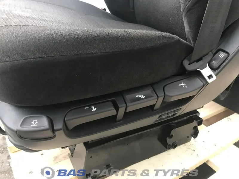 DAF XF106 Stoelen set DAF 1978966 - Tempat duduk untuk Truk: gambar 5 DAF XF106 Stoelen set DAF 1978966 - Tempat duduk untuk Truk: gambar 5
