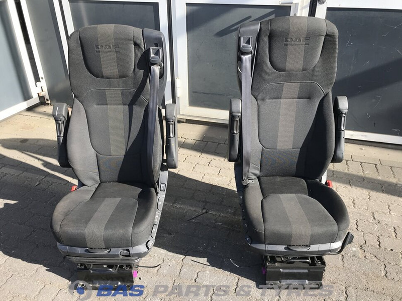 DAF XG - Tempat duduk untuk Truk: gambar 1 DAF XG - Tempat duduk untuk Truk: gambar 1