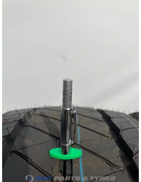 Goodyear - Ban untuk Truk: gambar 3 Goodyear - Ban untuk Truk: gambar 3