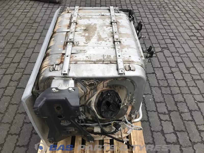 Mercedes-Benz Actros MP4 - Sistem pembuangan untuk Truk: gambar 2 Mercedes-Benz Actros MP4 - Sistem pembuangan untuk Truk: gambar 2