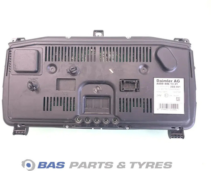 Mercedes-Benz Actros MP4 - Dasbor untuk Truk: gambar 2 Mercedes-Benz Actros MP4 - Dasbor untuk Truk: gambar 2