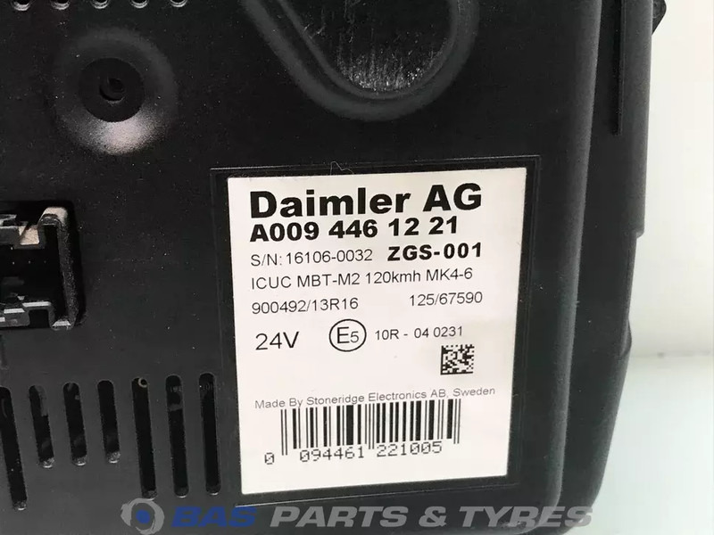 Mercedes-Benz Actros MP4 - Dasbor untuk Truk: gambar 3 Mercedes-Benz Actros MP4 - Dasbor untuk Truk: gambar 3