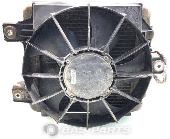 Mercedes-Benz Actros MP4 - Pendingin oli untuk Truk: gambar 1 Mercedes-Benz Actros MP4 - Pendingin oli untuk Truk: gambar 1