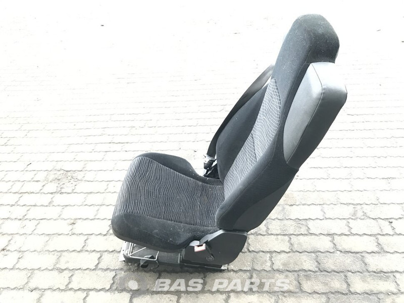 Mercedes-Benz Actros MP4 Bijrijdersstoel Mercedes A 960 910 38 03 - Tempat duduk untuk Truk: gambar 2 Mercedes-Benz Actros MP4 Bijrijdersstoel Mercedes A 960 910 38 03 - Tempat duduk untuk Truk: gambar 2