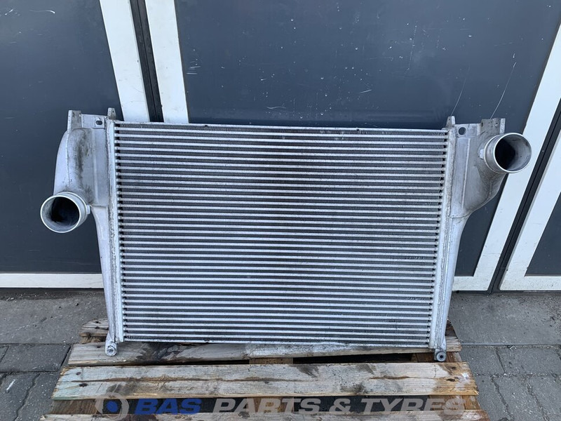 Mercedes-Benz Intercooler Mercedes A 961 500 04 02 - Intercooler untuk Truk: gambar 1 Mercedes-Benz Intercooler Mercedes A 961 500 04 02 - Intercooler untuk Truk: gambar 1