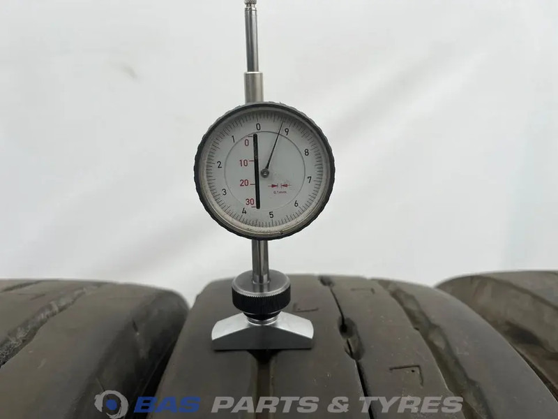 Michelin - Ban untuk Truk: gambar 3 Michelin - Ban untuk Truk: gambar 3