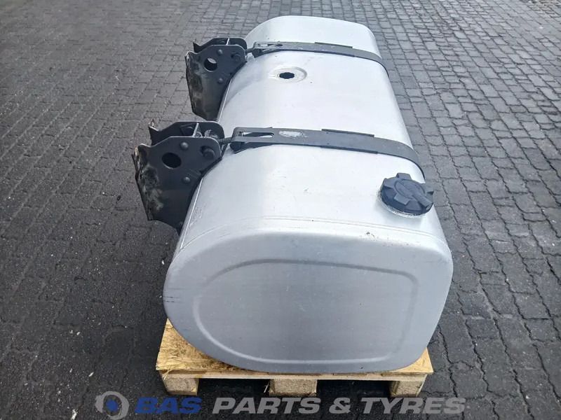 Renault Brandstoftank Renault 445 Liter G1204 - Tangki bahan bakar untuk Truk: gambar 4 Renault Brandstoftank Renault 445 Liter G1204 - Tangki bahan bakar untuk Truk: gambar 4