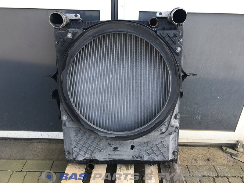 Renault D-Serie - Radiator untuk Truk: gambar 1 Renault D-Serie - Radiator untuk Truk: gambar 1