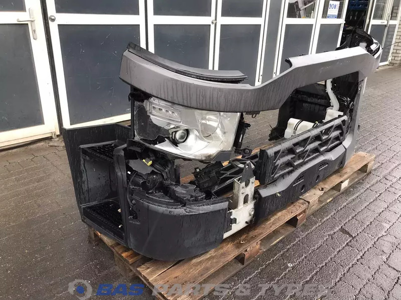 Renault T-Serie - Bumper untuk Truk: gambar 3 Renault T-Serie - Bumper untuk Truk: gambar 3