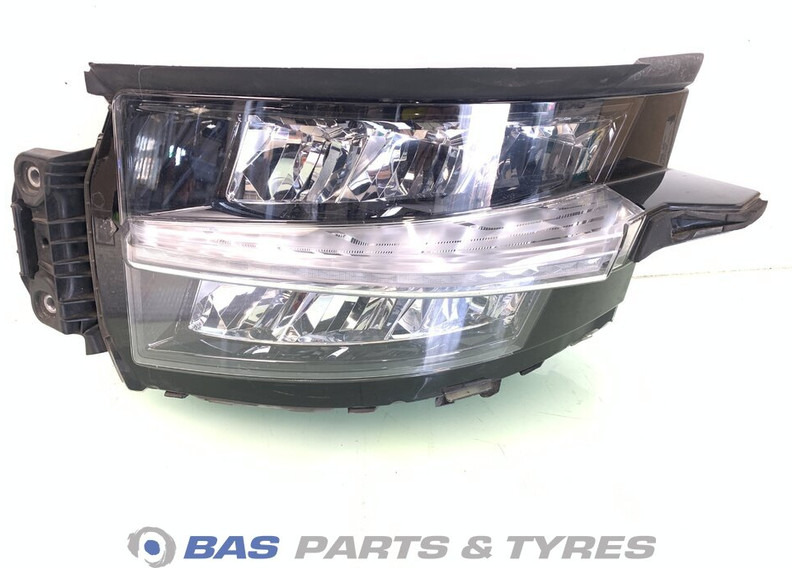 Renault T-Serie Evolution - Lampu depan untuk Truk: gambar 1 Renault T-Serie Evolution - Lampu depan untuk Truk: gambar 1
