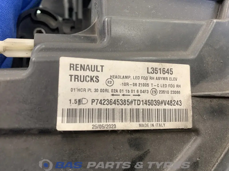 Renault T-Serie Evolution - Lampu depan untuk Truk: gambar 3 Renault T-Serie Evolution - Lampu depan untuk Truk: gambar 3