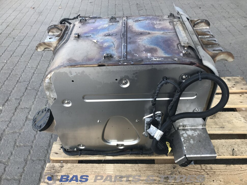 Renault Uitlaatdemper Renault 7421750067 - Knalpot untuk Truk: gambar 3 Renault Uitlaatdemper Renault 7421750067 - Knalpot untuk Truk: gambar 3