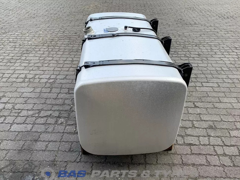 Scania Brandstoftank Scania 600 Liter 1871191 - Tangki bahan bakar untuk Truk: gambar 2 Scania Brandstoftank Scania 600 Liter 1871191 - Tangki bahan bakar untuk Truk: gambar 2