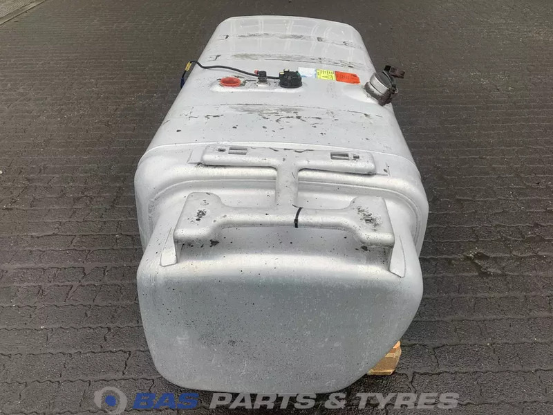 Scania Brandstoftank Scania 710 Liter 2532047 - Tangki bahan bakar untuk Truk: gambar 4 Scania Brandstoftank Scania 710 Liter 2532047 - Tangki bahan bakar untuk Truk: gambar 4