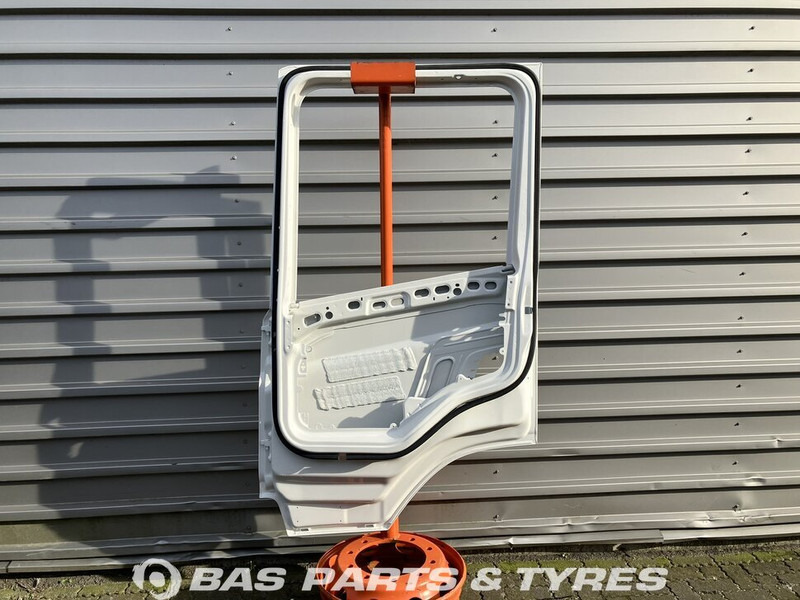 Scania G-Serie NextGen Portier Rechts Scania 2653981 - Pintu dan bagian untuk Truk: gambar 2 Scania G-Serie NextGen Portier Rechts Scania 2653981 - Pintu dan bagian untuk Truk: gambar 2