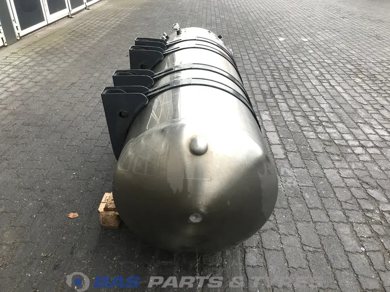 Scania LNG tank Scania 406 Liter 2782050 - Tangki bahan bakar untuk Truk: gambar 4 Scania LNG tank Scania 406 Liter 2782050 - Tangki bahan bakar untuk Truk: gambar 4
