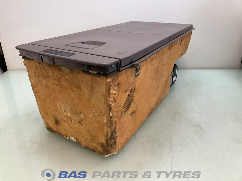 Scania R-Serie NextGen Koelkast Scania 30 Liter 2706544 - Suku cadang untuk Truk: gambar 1 Scania R-Serie NextGen Koelkast Scania 30 Liter 2706544 - Suku cadang untuk Truk: gambar 1