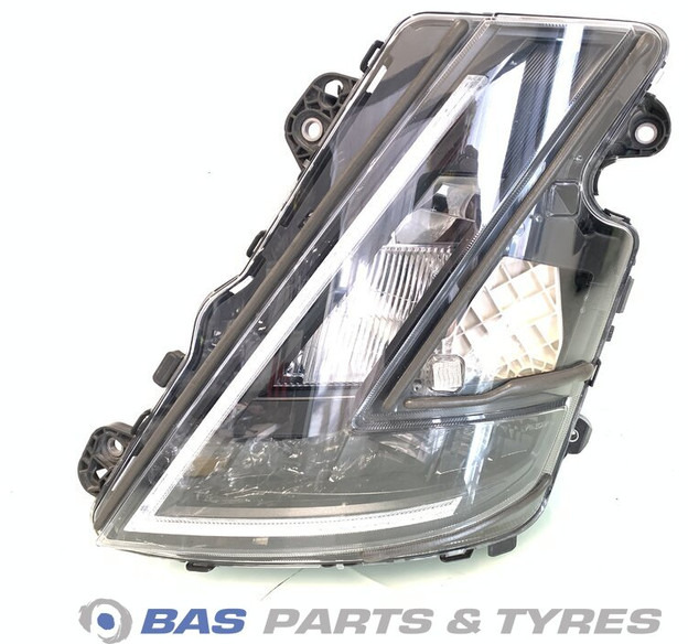 Volvo FH16 (FH5) - Lampu depan untuk Truk: gambar 1 Volvo FH16 (FH5) - Lampu depan untuk Truk: gambar 1