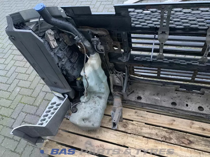 Volvo FH4 Bumper Volvo 82139942 - Bumper untuk Truk: gambar 4 Volvo FH4 Bumper Volvo 82139942 - Bumper untuk Truk: gambar 4