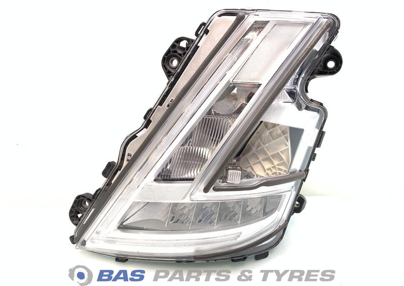 Volvo FH4B - Lampu depan untuk Truk: gambar 1 Volvo FH4B - Lampu depan untuk Truk: gambar 1