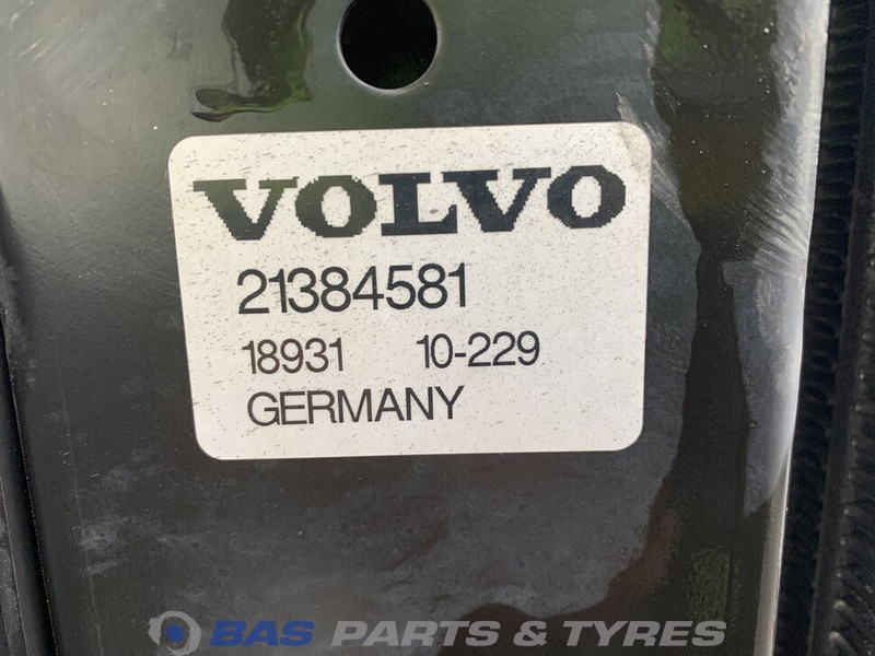 Volvo FM3 - Radiator untuk Truk: gambar 4 Volvo FM3 - Radiator untuk Truk: gambar 4