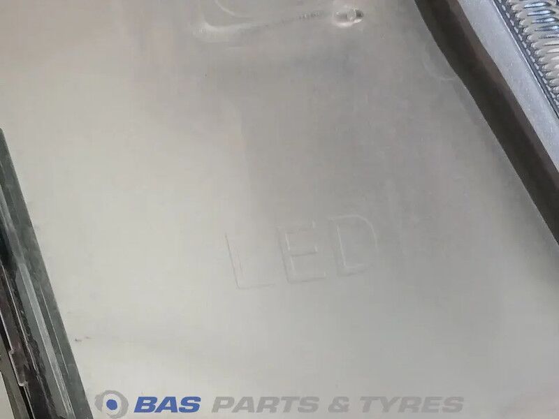 Volvo FM5 Koplamp Rechts LHD 23752806 - Lampu depan untuk Truk: gambar 3 Volvo FM5 Koplamp Rechts LHD 23752806 - Lampu depan untuk Truk: gambar 3