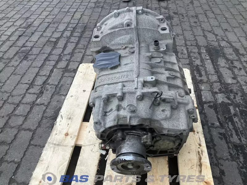 ZF FL Euro 6 Volvo ATO1056 Versnellingsbak 6AS1000 TO - Gearbox untuk Truk: gambar 2 ZF FL Euro 6 Volvo ATO1056 Versnellingsbak 6AS1000 TO - Gearbox untuk Truk: gambar 2