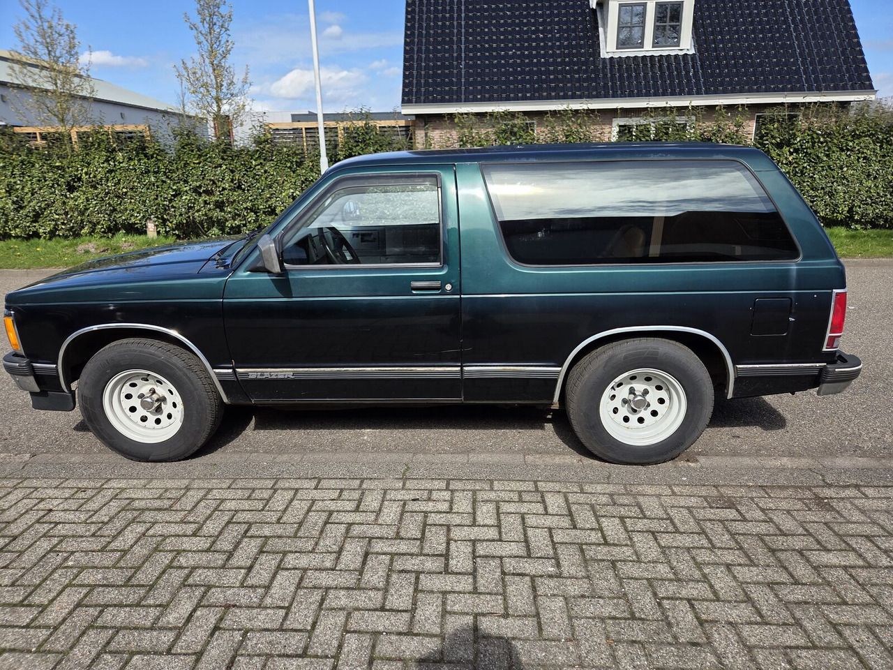 Chevrolet BLAZER T10 auto - Mobil: gambar 5 Chevrolet BLAZER T10 auto - Mobil: gambar 5
