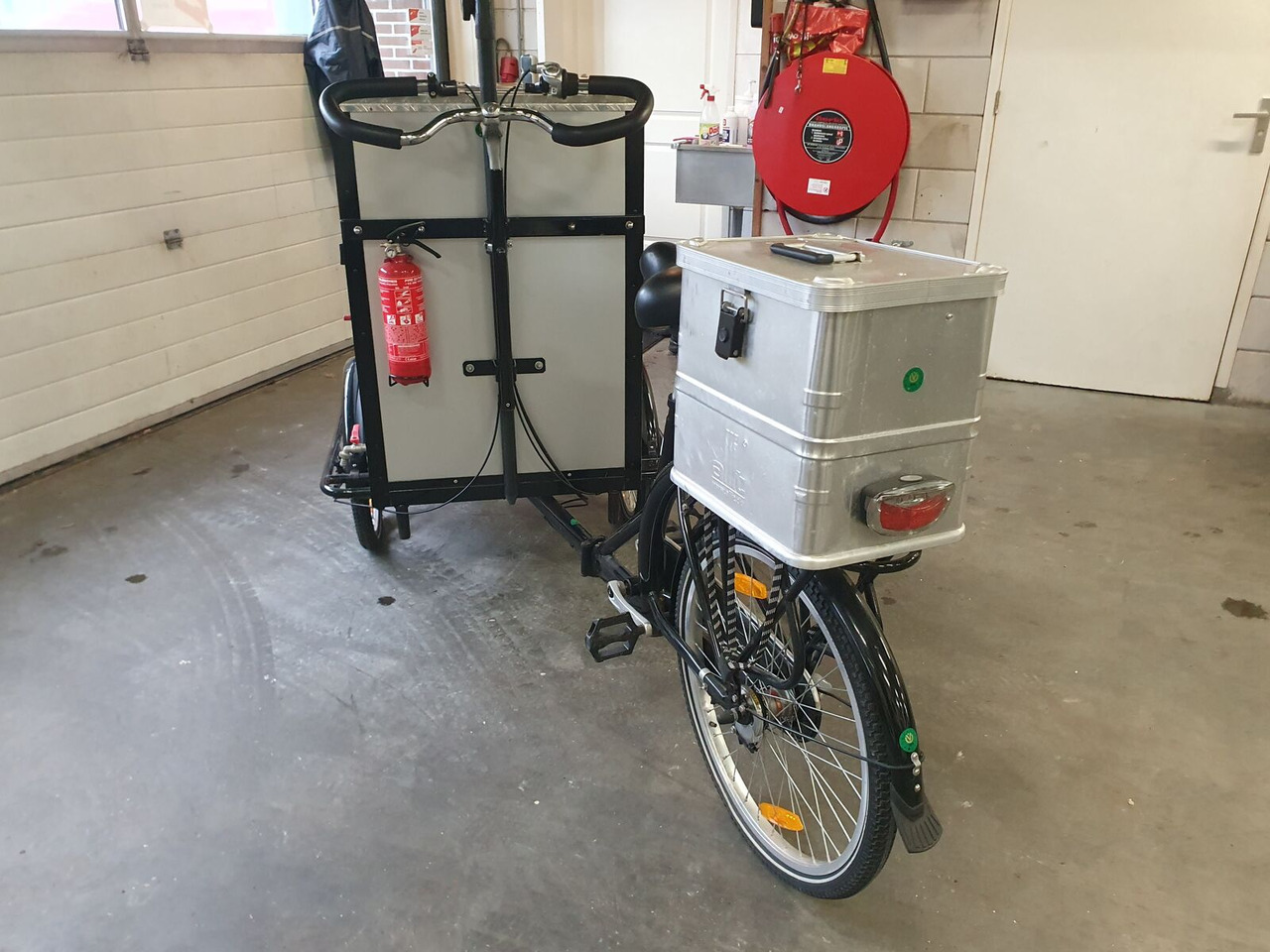 Soepfiets – Mobiele Foodtruck voor Soep en Broodjes verkoopwagen - Trailer penjual: gambar 3 Soepfiets – Mobiele Foodtruck voor Soep en Broodjes verkoopwagen - Trailer penjual: gambar 3