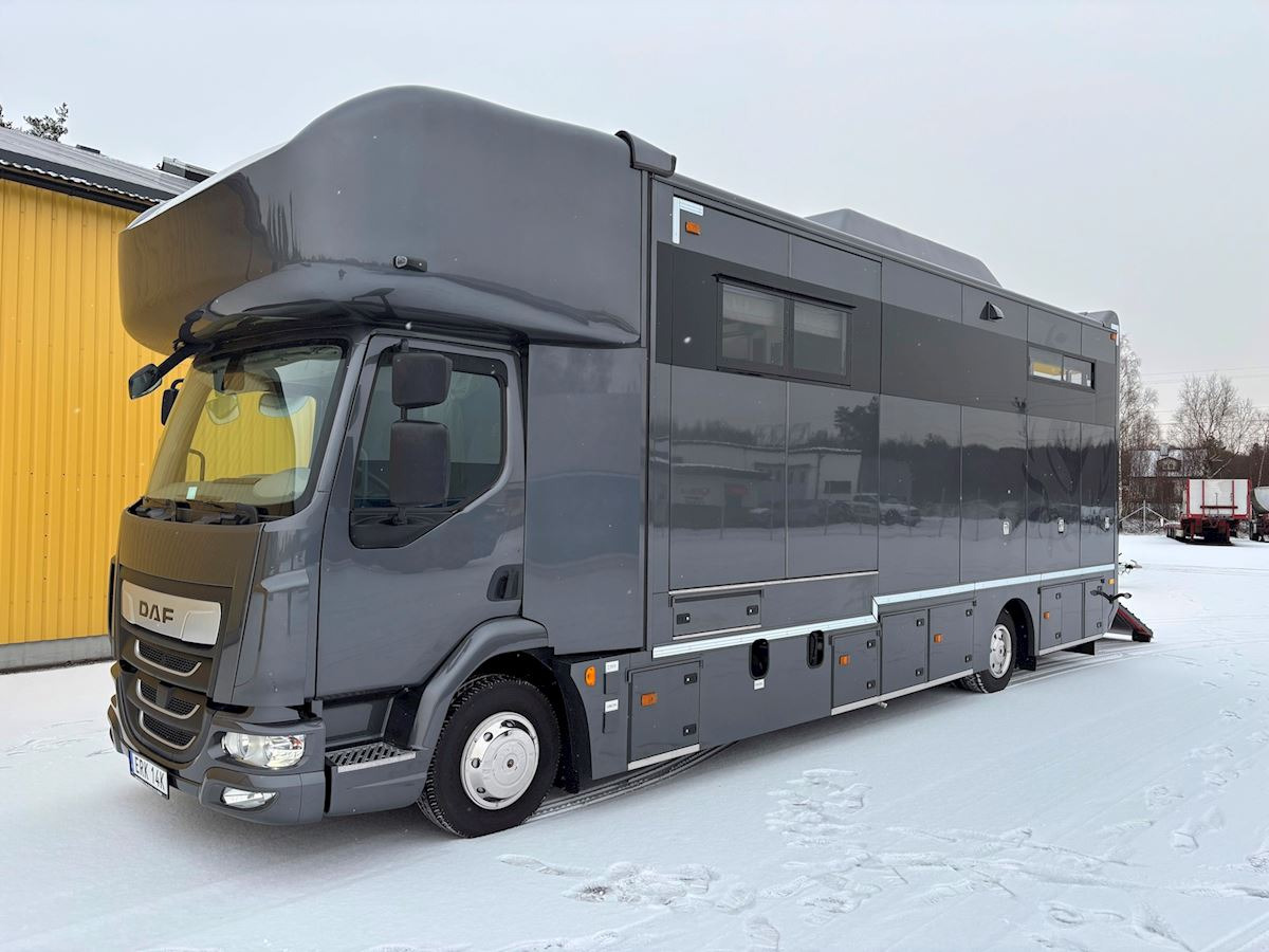 DAF Lehel horsebox 210 LF - Truk pengangkut kuda: gambar 5 DAF Lehel horsebox 210 LF - Truk pengangkut kuda: gambar 5