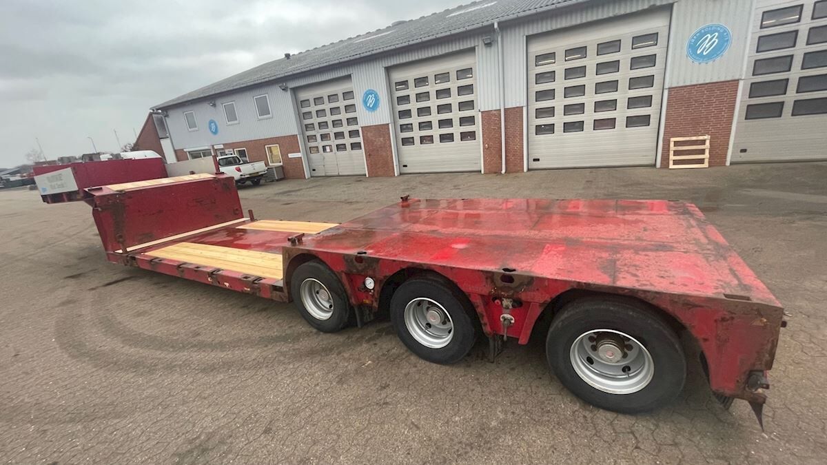 Doll T3L Sengetrailer - Semi-trailer low bed: gambar 3 Doll T3L Sengetrailer - Semi-trailer low bed: gambar 3