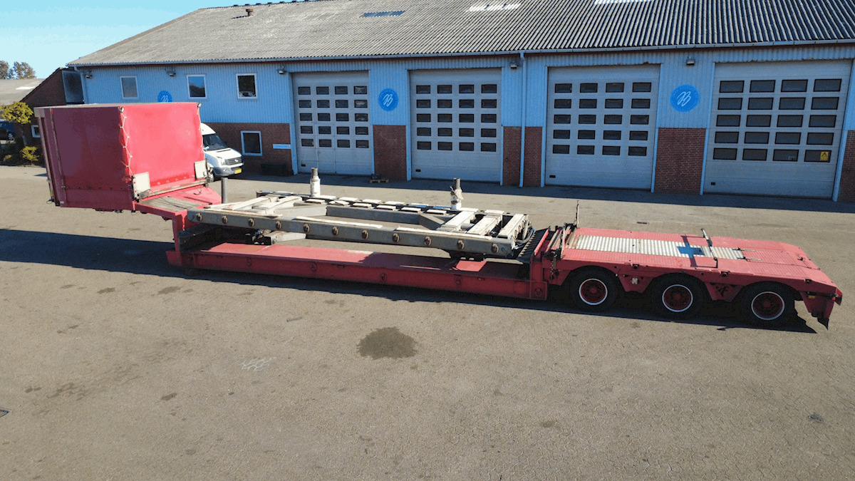 Faymonville STBZ 3 - Flangetrailer - Semi-trailer low bed: gambar 2 Faymonville STBZ 3 - Flangetrailer - Semi-trailer low bed: gambar 2